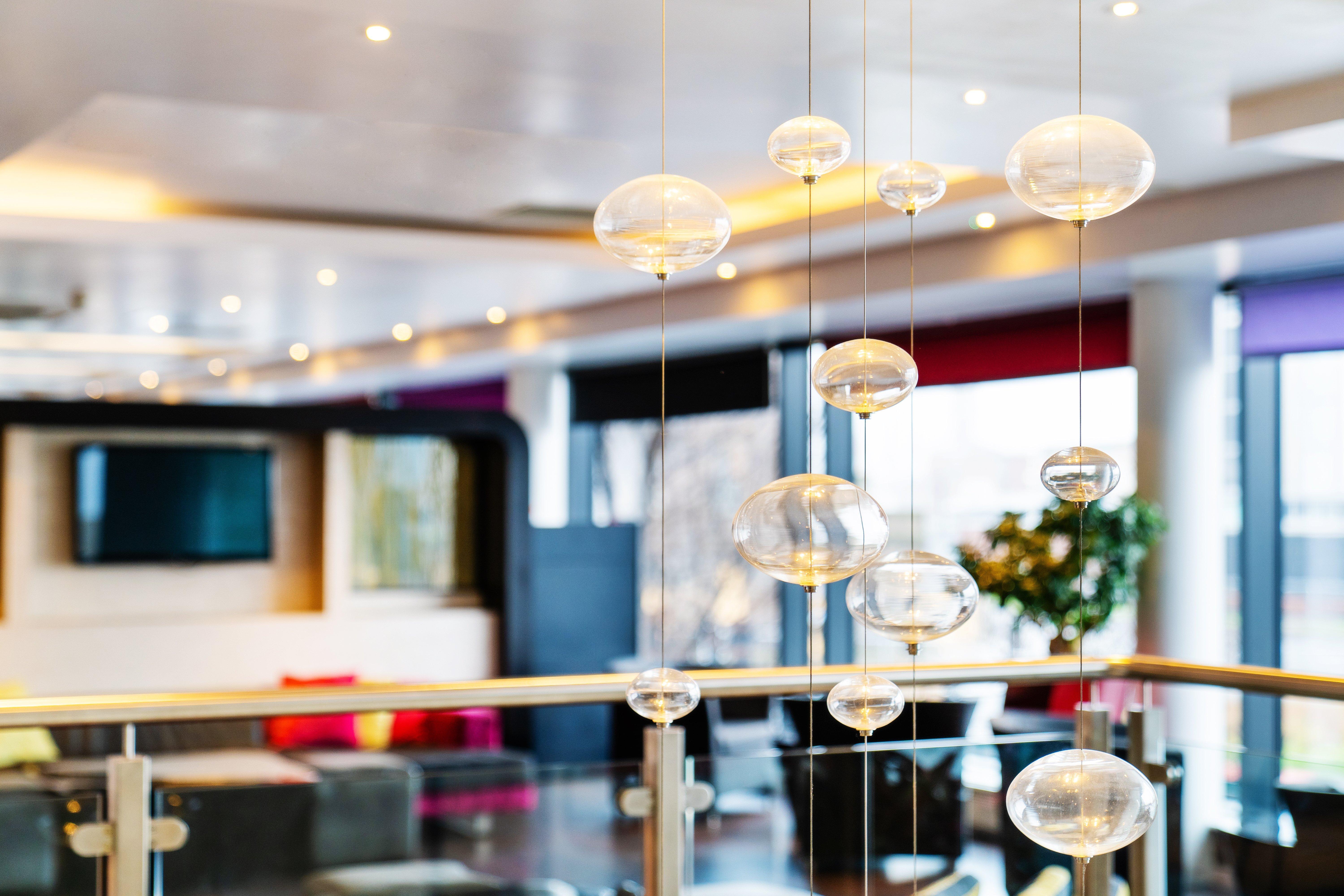Holiday Inn Express Dundee By Ihg Exterior photo