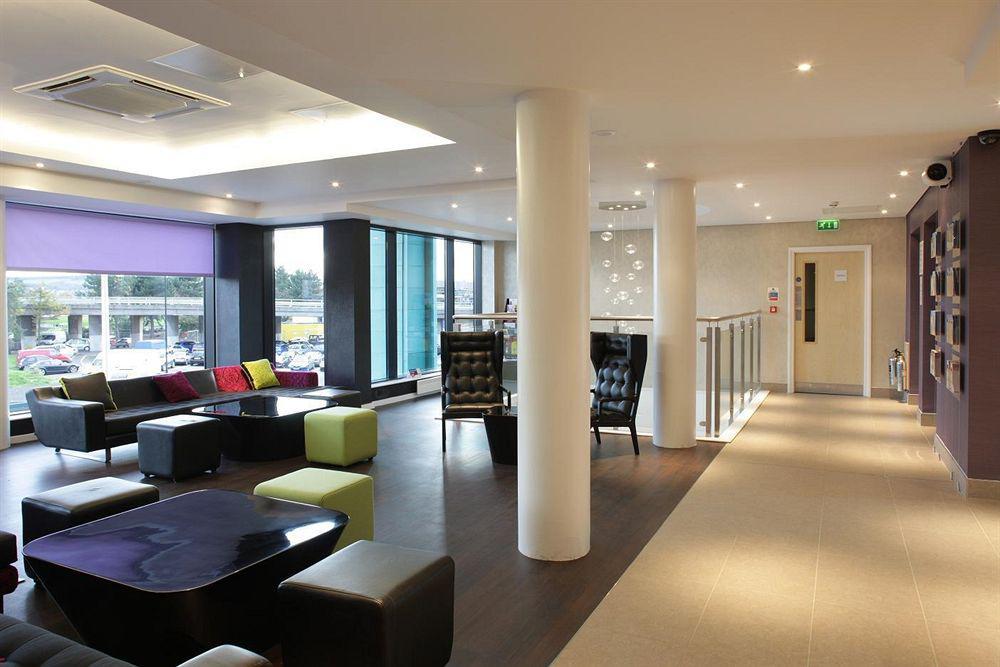 Holiday Inn Express Dundee By Ihg Exterior photo